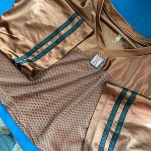 RIHANNA SAVAGE X FENTY SUPER BOWL JERSEY SIZE MEDIUM CROP